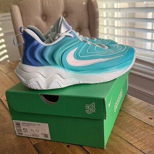 Nike GIANNIS IMMORTALITY 4 Kids' Teal and White Size 5.5Y